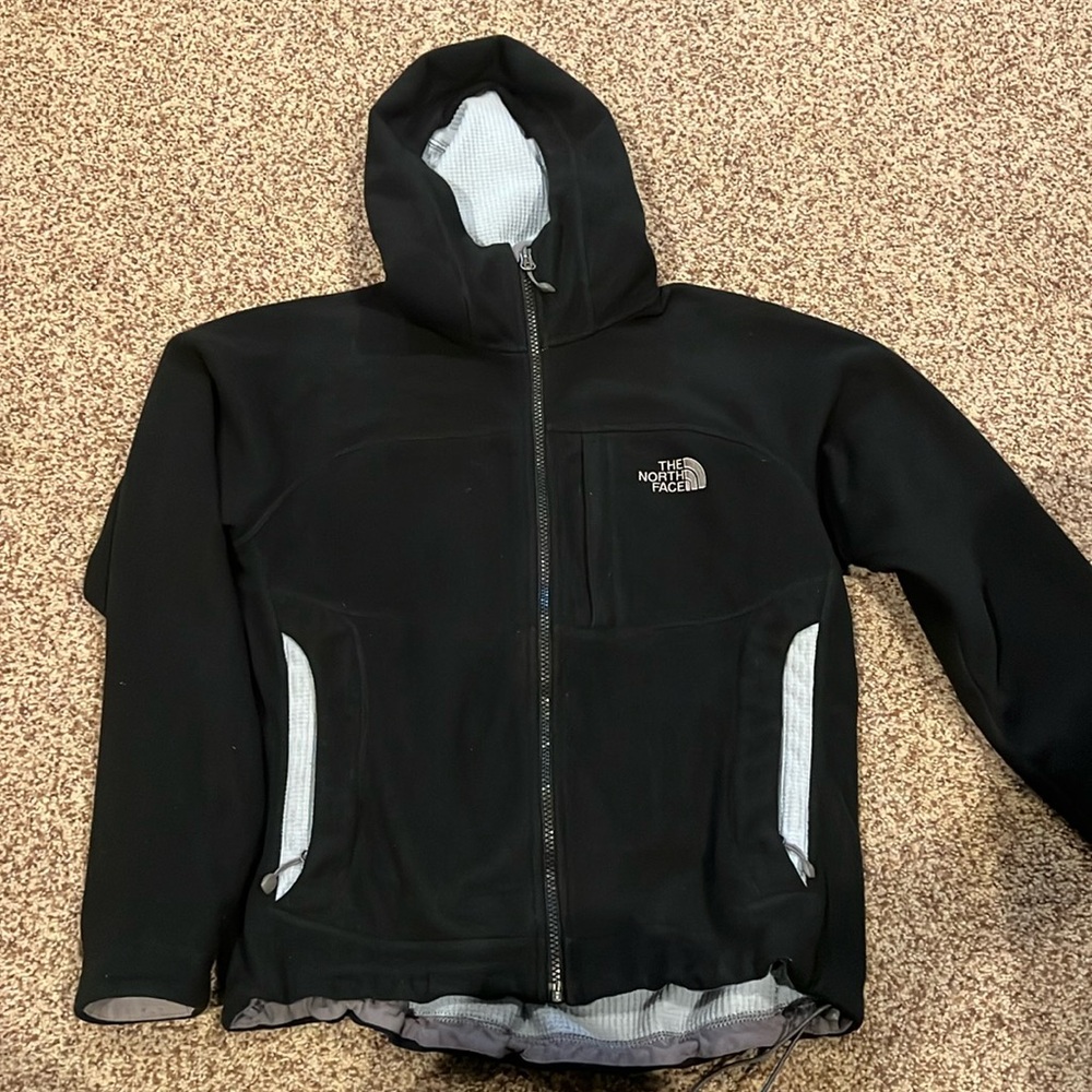 North face women’s smalll windblocker fleece